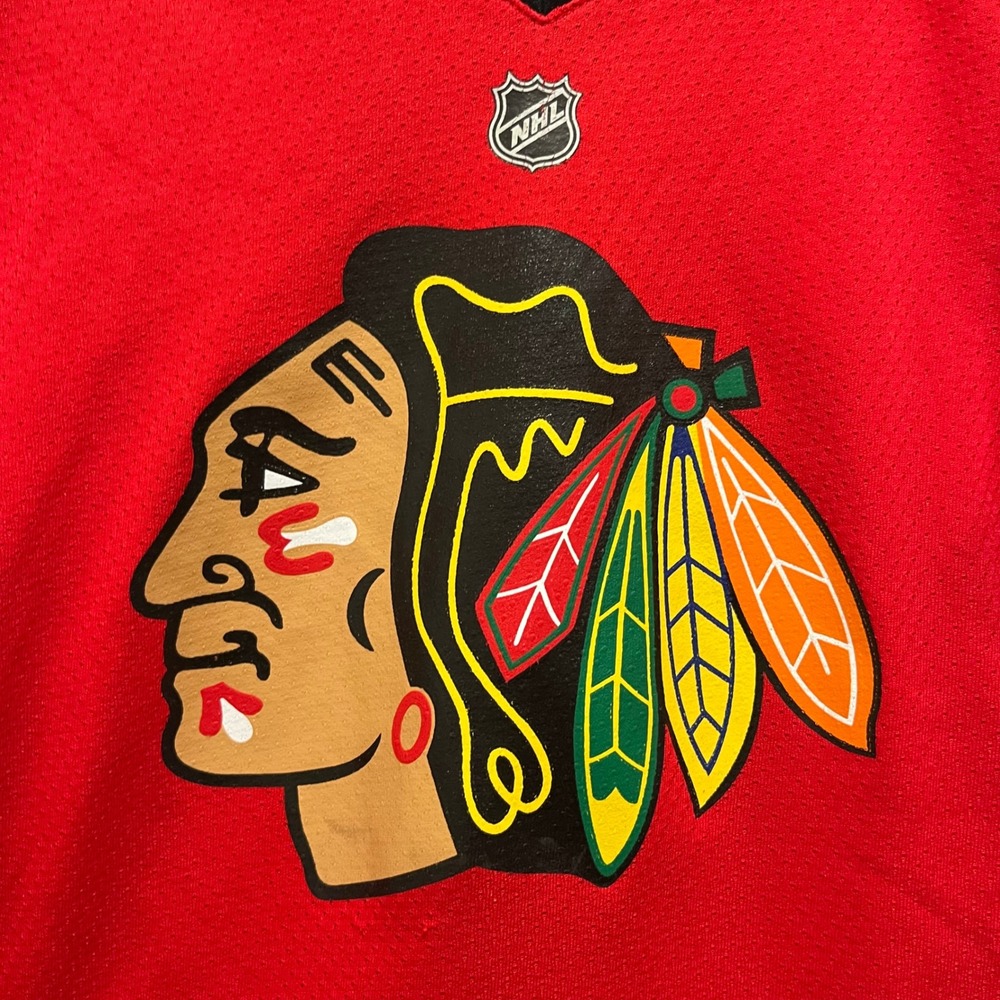 Reebok Chicago Blackhawks Jonathan Toews 19 Youth Jersey Red S/M NHL Hockey - Picture 4 of 8